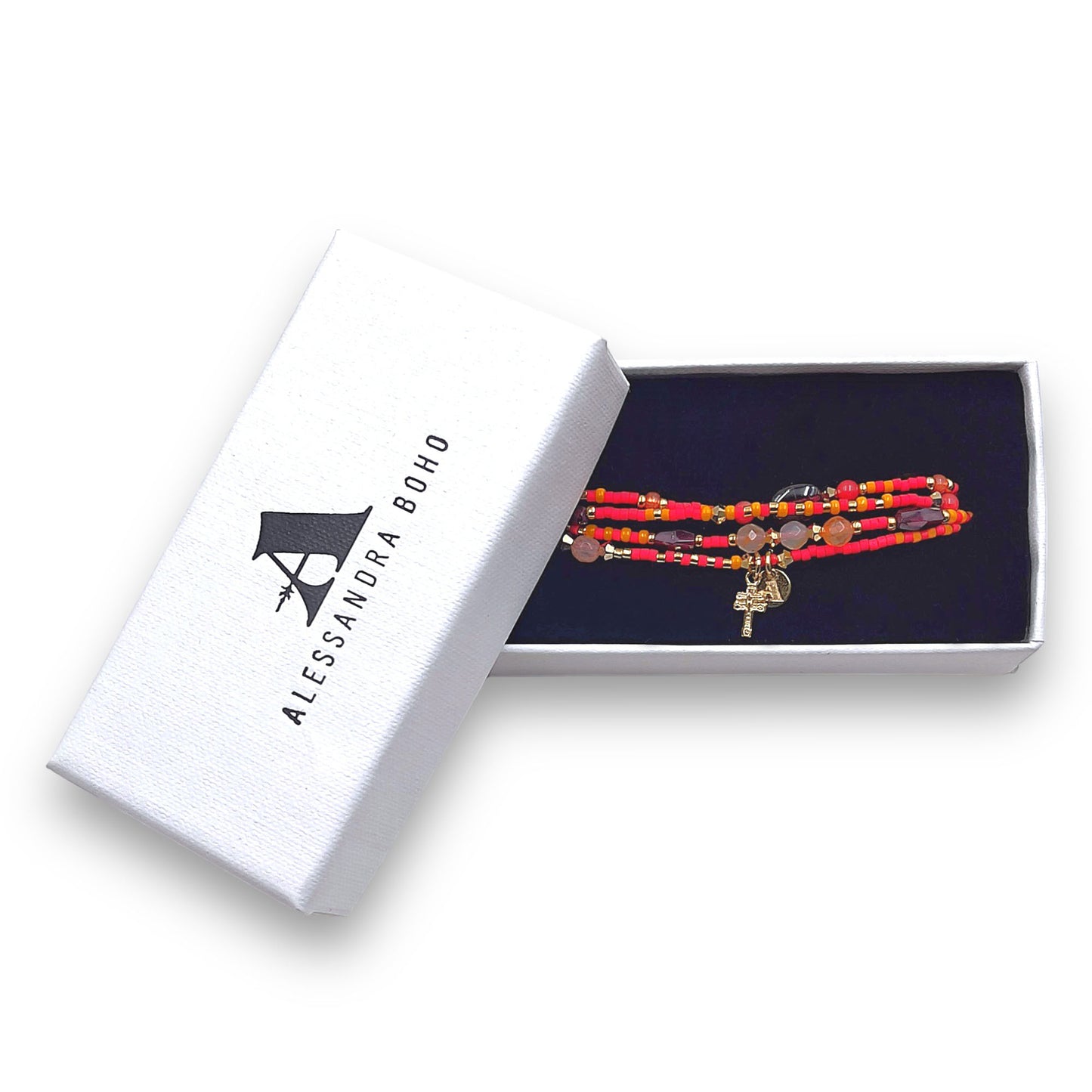 Pulsera con Swarovski, Miyuki y Cruz de Caravaca de Plata con Baño de Oro en Cordón Rojo