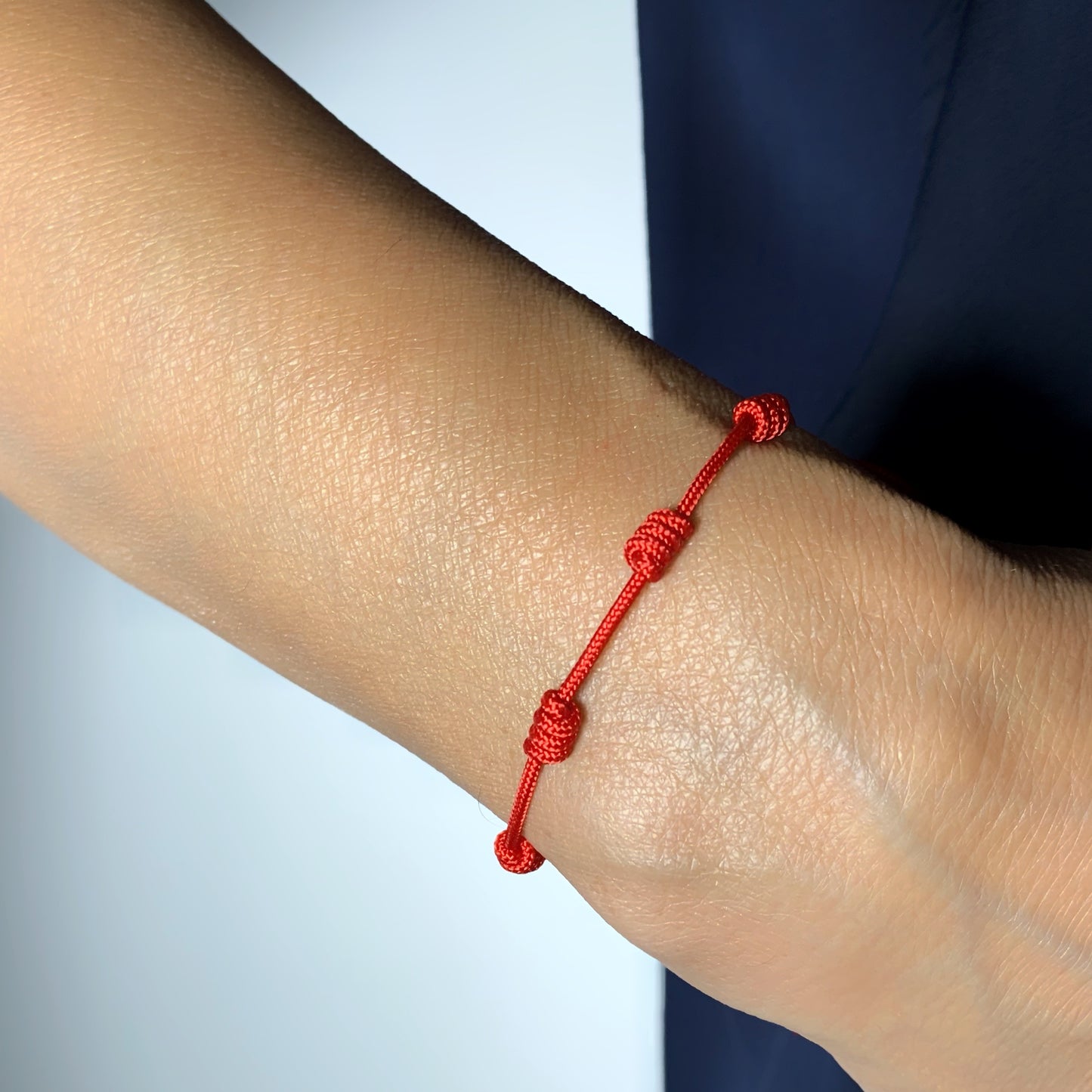 Pulsera Roja con 7 Nudos