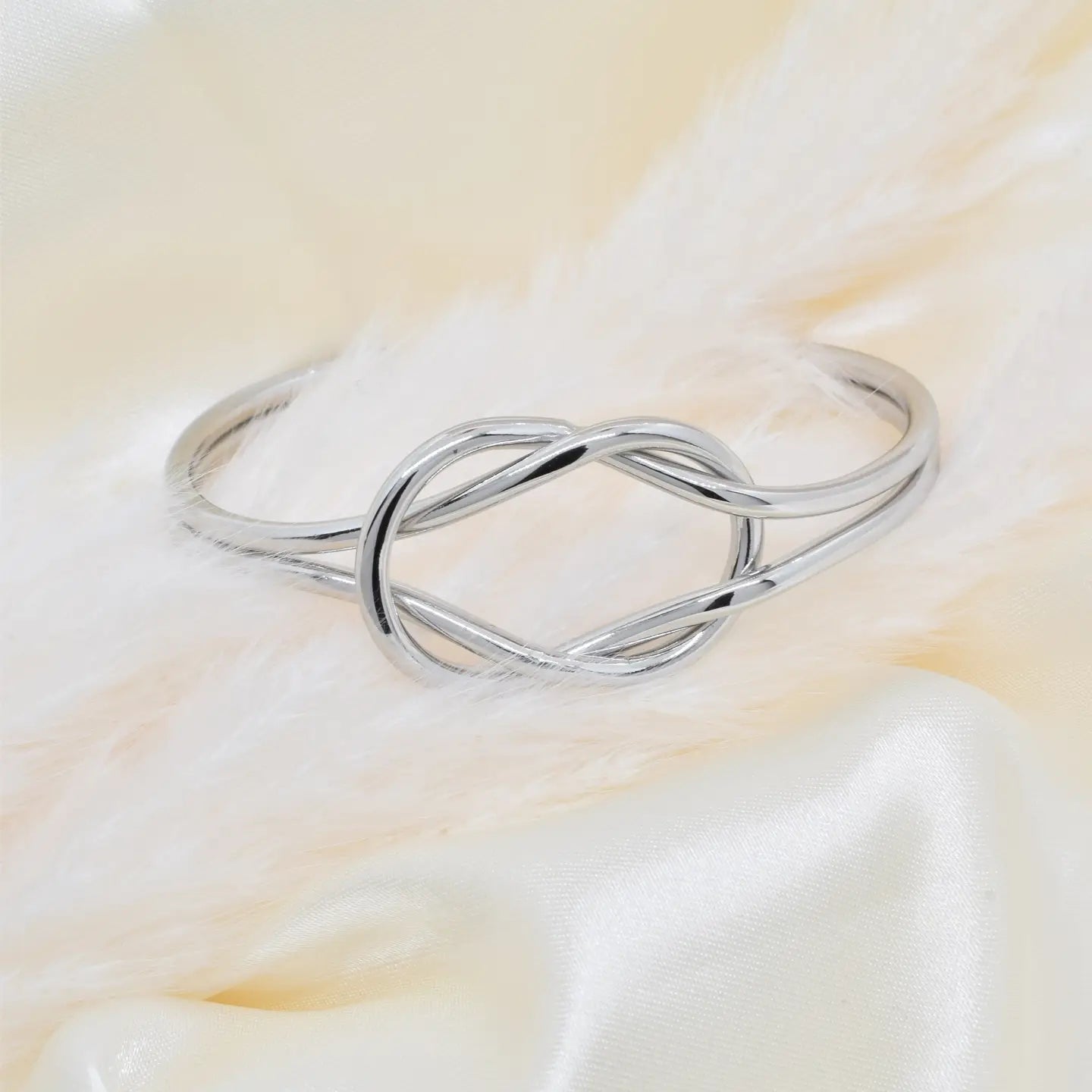 Brazalete Nudo Plateado