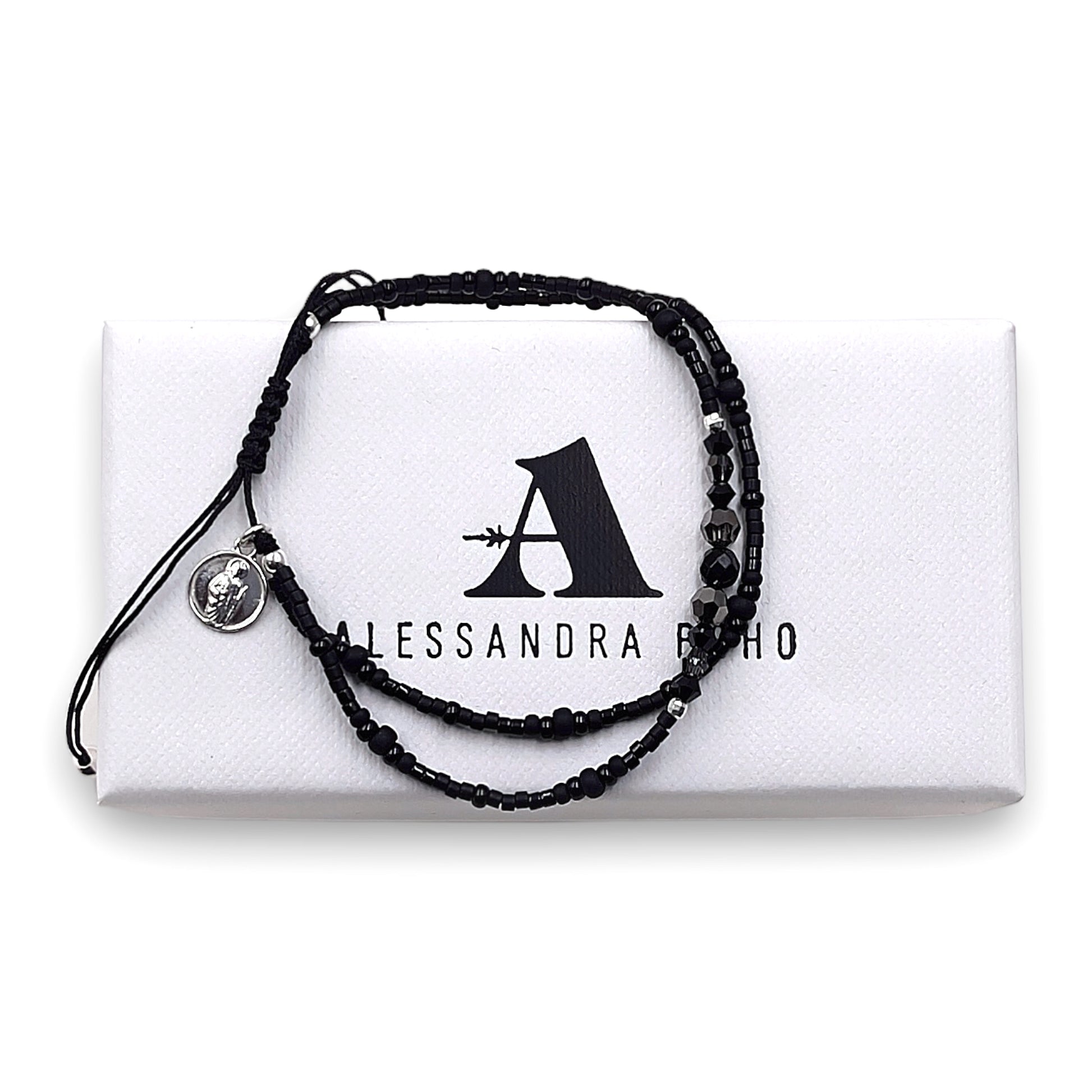 A ALESSANDRA BOHO Bracciale Donna Filo Rosso con 7 Nodi e Mini Medaglia A ALESSANDRA BOHO Bracciale Donna Filo Rosso con 7 Nodi e Mini Medaglia
