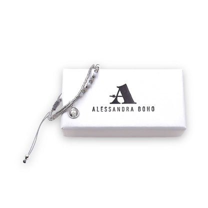 Pulsera con Swarovski, calcedonia y San Judas Tadeo fuera del estuche
