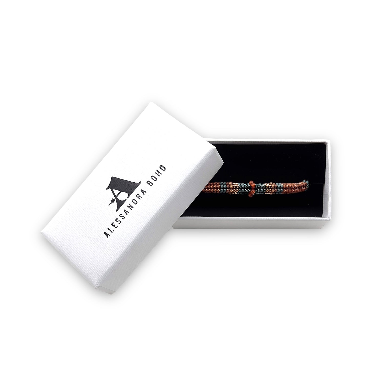 Pulsera con Cristales de Miyuki y Plata con Baño de Oro en Cordón Entrelazado